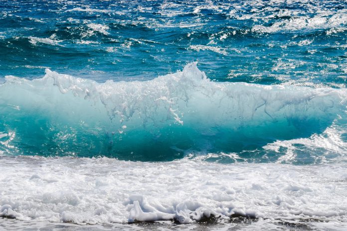 dimitrisvetsikas1969-waves-2211925